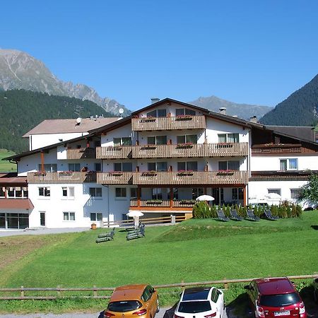 Alpenhotel Regina Nauders Esterno foto